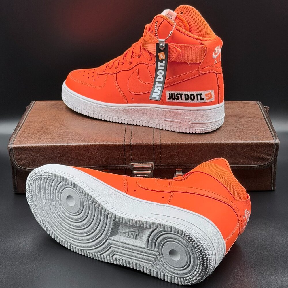 Wmns Nike Air Force 1 High 'Just Do It'